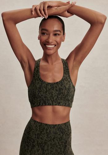 VARLEY_Always_Selma_Bra_Olive_Smoke_1.jpg