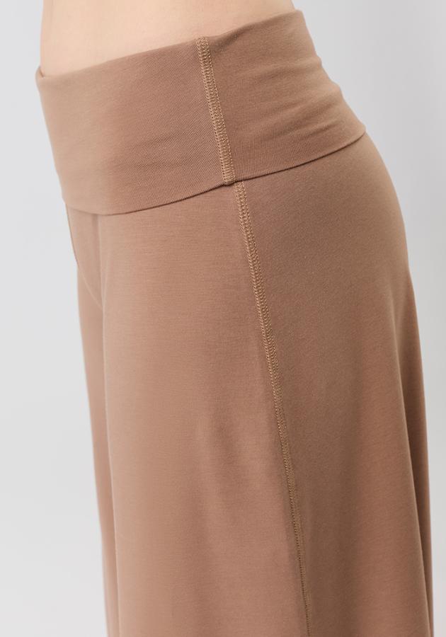Mandala_Yogawear_Tulip_Pants_Espresso_4