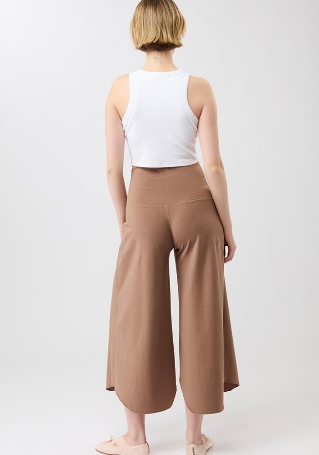 Mandala_Yogawear_Tulip_Pants_Espresso_6
