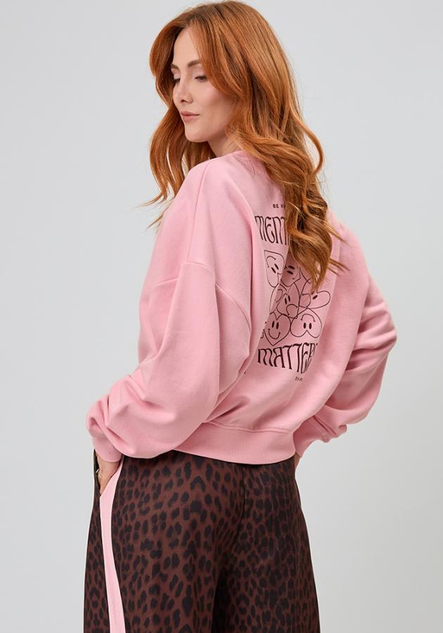 OH_APRIL_Regular_Sweater_Mental_Health_Rose_4.jpg