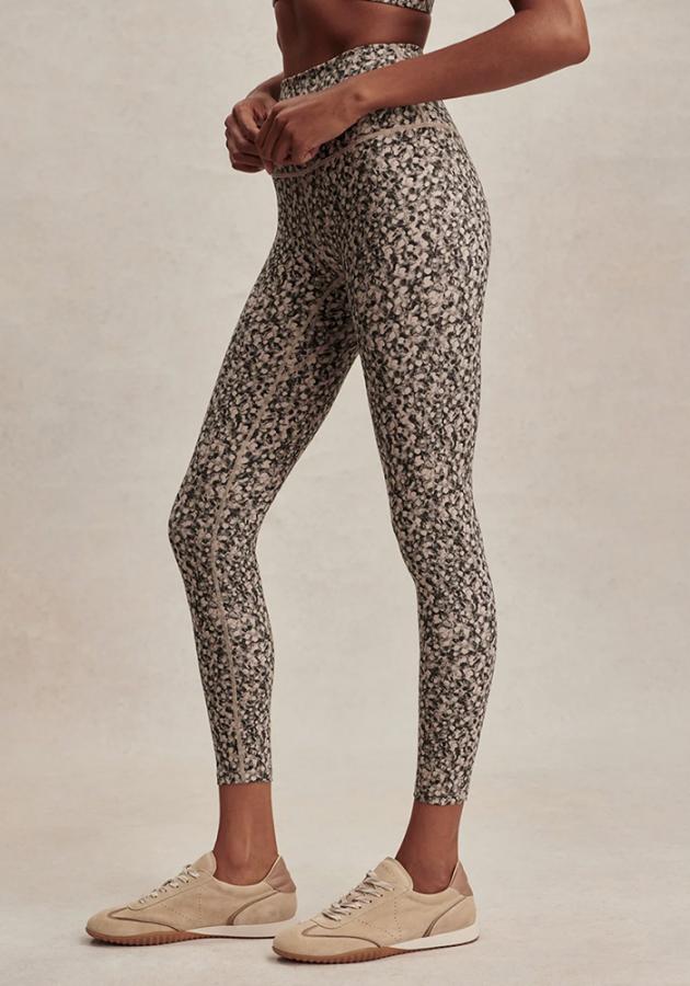 VARLEY_FreeSoft_High_Rise_Legging_25_Dappled_Floral_3