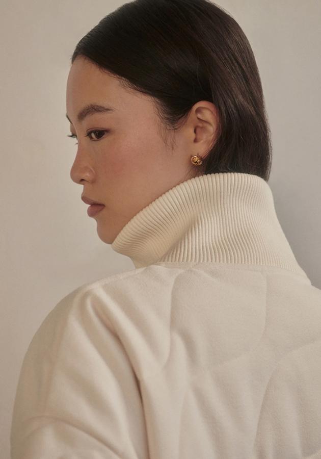 VARLEY_Libby_Plush_Quilt_Jacket_Ivory_7.jpg