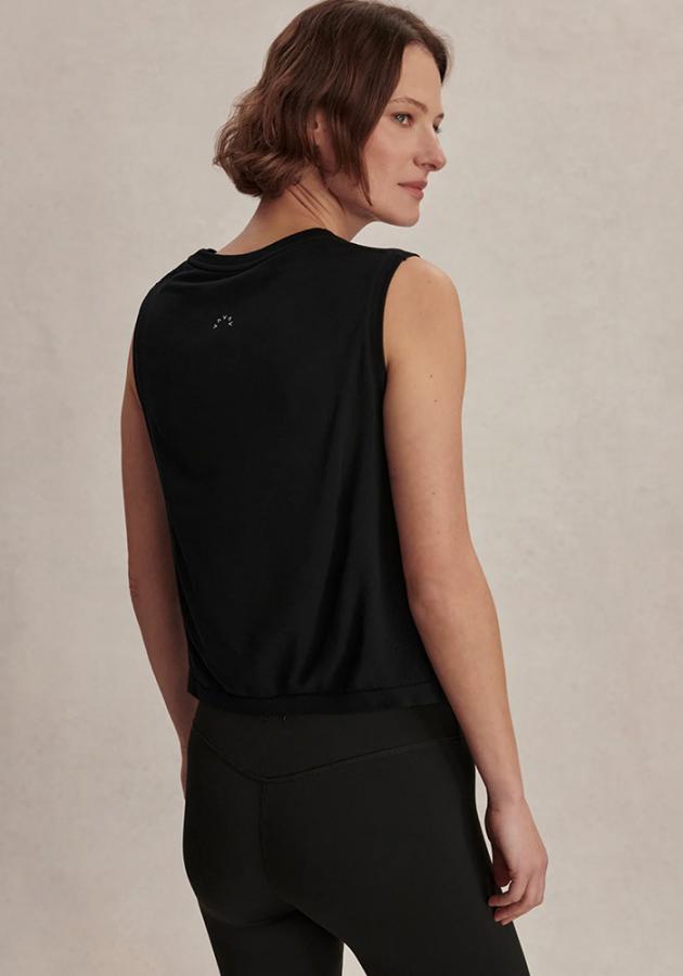 VARLEY_Nate_Seamless_Cropped_Tank_Black_4