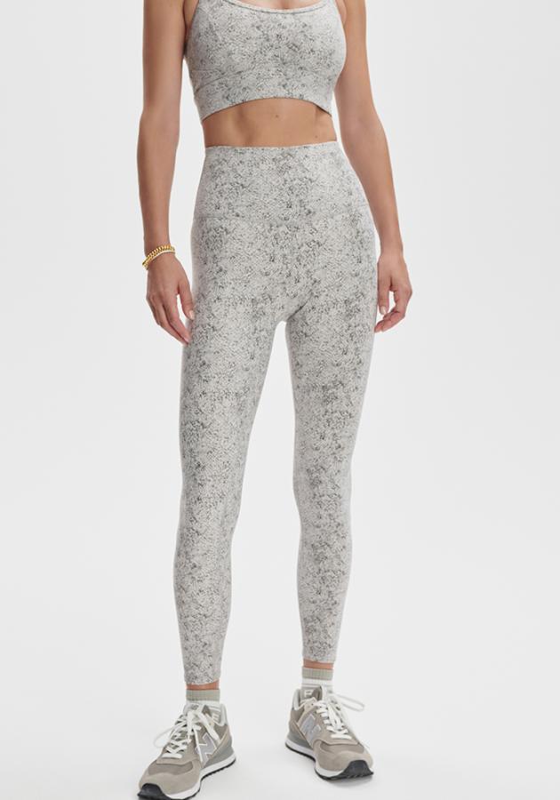 Varley_Move_Super_High_Rise_Legging_Ivory_Textured_Snake_2.jpg