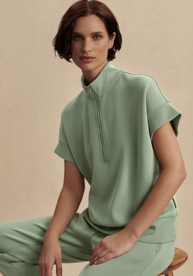 Varley_Ritchie_Short_Sleeve_Sweat_Loden_Frost_2